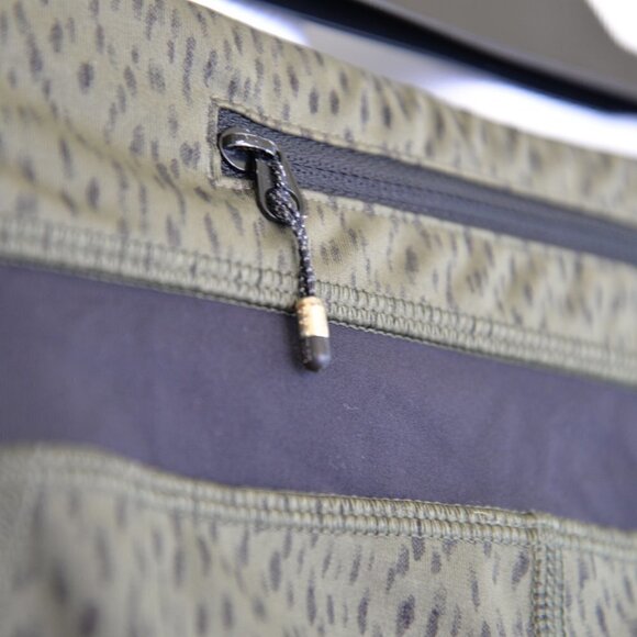 Lululemon Run: Inspire Crop II *Full-On Luxtreme (Mesh) Dottie Green Sz 8 - Picture 8 of 10